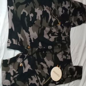 Camo legging pants